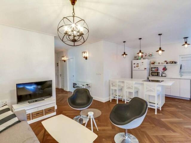 Angers 2 pièces lumineux avec terrasse